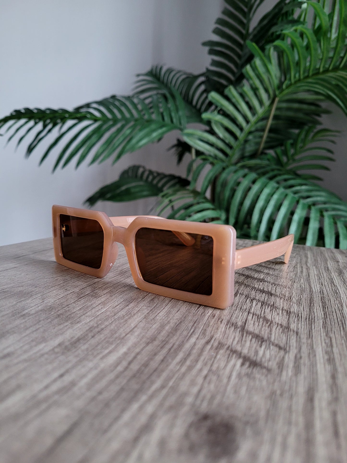 Serayah | Retro Square Shades - Brown